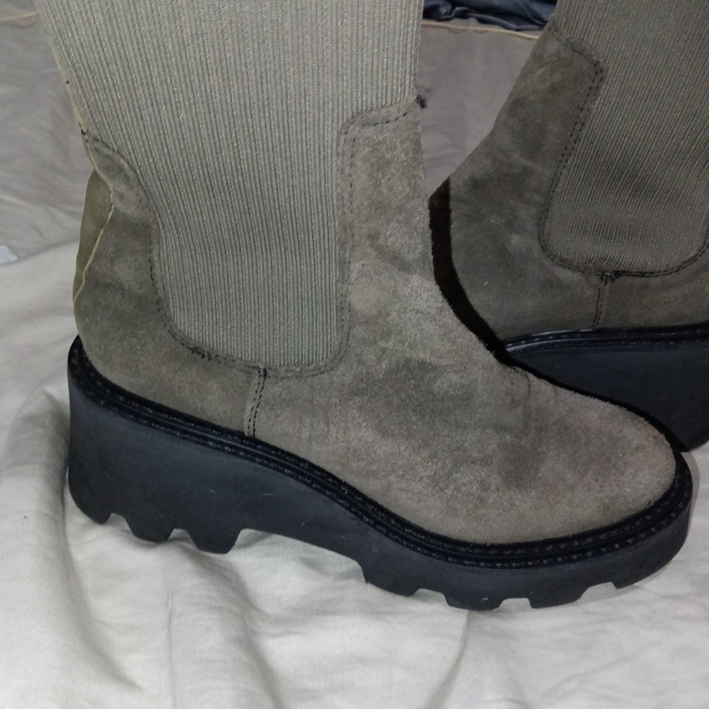 Dolce Vita Olive Heeled Boots